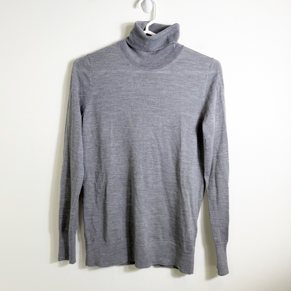 Banana Republic Turtleneck Sweater Women Small Gray 100% Merino Wool Long Sleeve